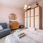 Tara House Villa